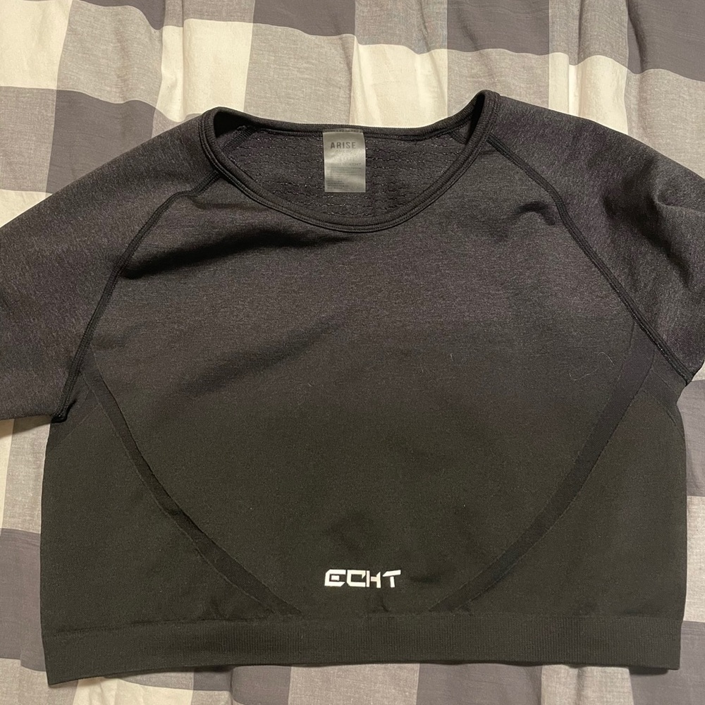 Black ECHT Crop Top